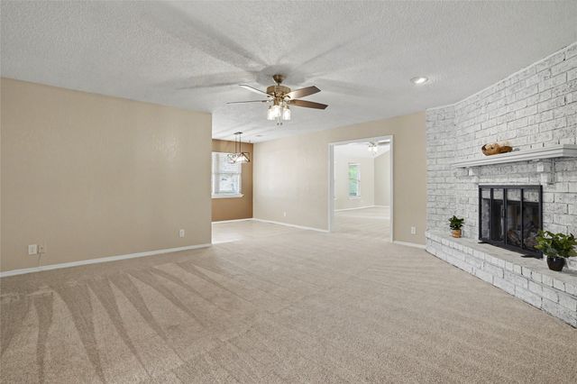 2911 S Ash Place, Broken Arrow, OK 74012