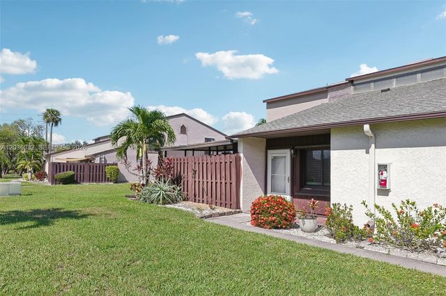 12939 Cherrydale Court, Fort Myers, FL 33919