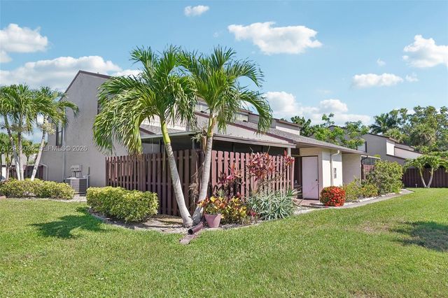 12939 Cherrydale Court, Fort Myers, FL 33919