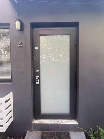 760 NE 122nd St 4, North Miami, FL 33161