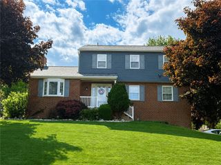 25 Rizzi Dr, Penn Twp, PA 15642