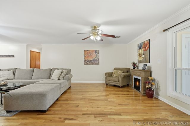 4008 S 94th East Avenue, Tulsa, OK 74145