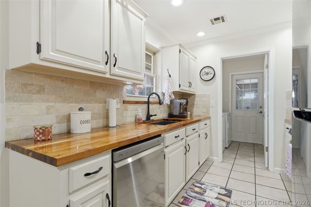 4008 S 94th East Avenue, Tulsa, OK 74145