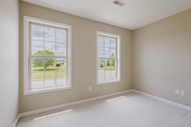 318 KAYRAY Circle, Richmond, KY 40475