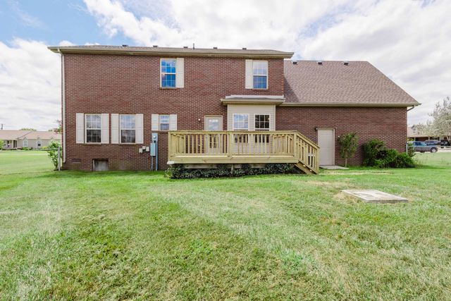 318 KAYRAY Circle, Richmond, KY 40475