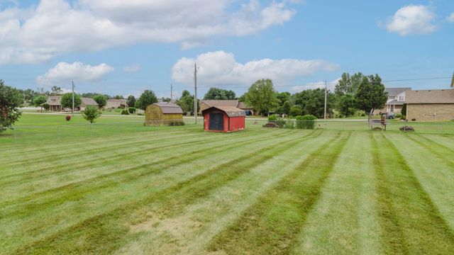 318 KAYRAY Circle, Richmond, KY 40475