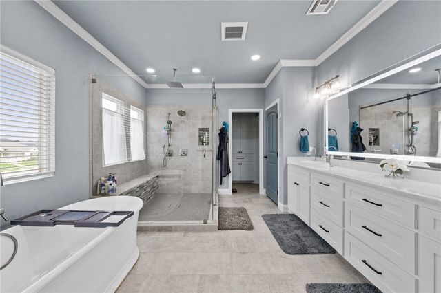 10281 Creekside Lane, Waco, TX 76712