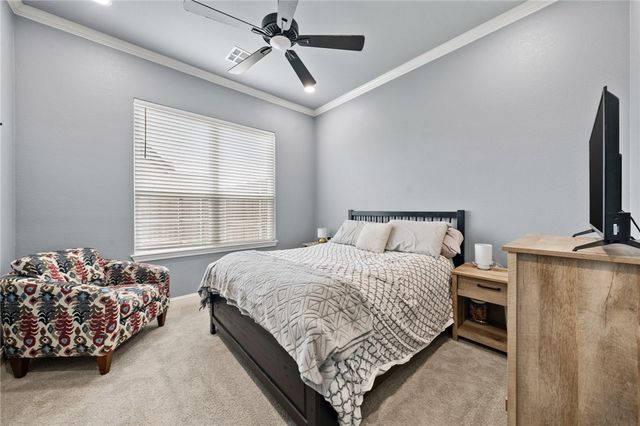 10281 Creekside Lane, Waco, TX 76712