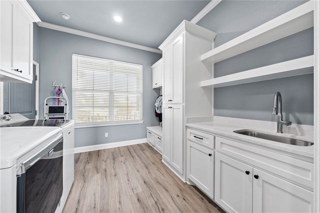 10281 Creekside Lane, Waco, TX 76712