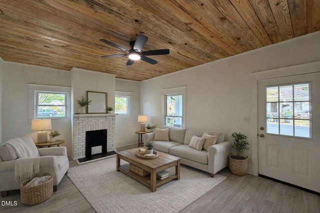 810 N Anthony Street, Burlington, NC 27217