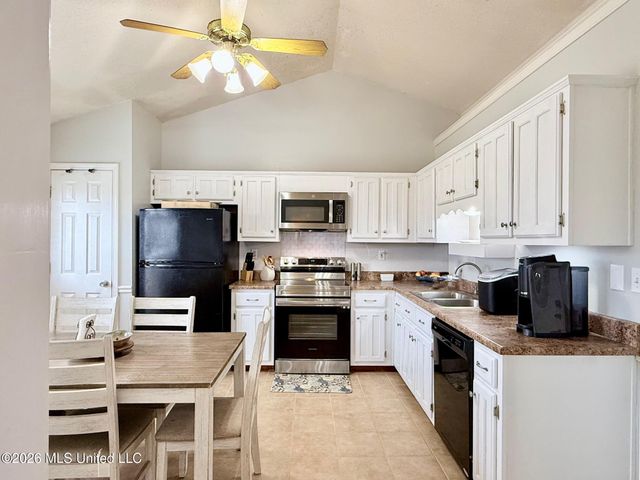 6761 Timber Point Circle, Horn Lake, MS 38637