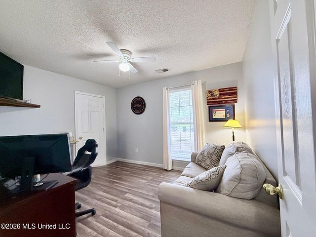 6761 Timber Point Circle, Horn Lake, MS 38637