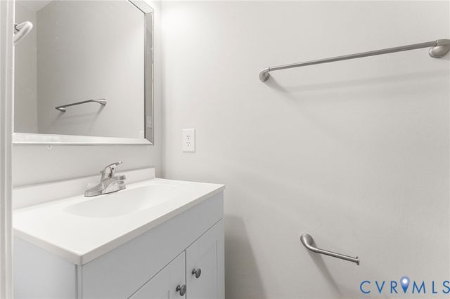 822 Admiral Gravely Blvd, Richmond, VA 23231