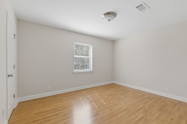132 Academy Sq, Nashville, TN 37210