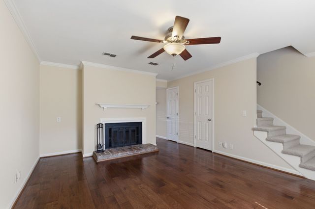 132 Academy Sq, Nashville, TN 37210