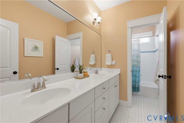 1306 Idstone Way, Midlothian, VA 23112