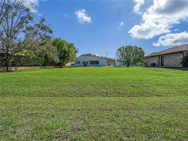 781 Glencove Street None, Sebastian, FL 32958