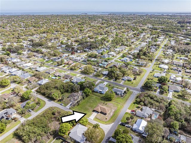 781 Glencove Street None, Sebastian, FL 32958