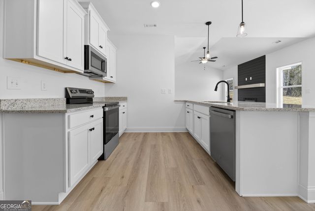 707 Oakmont Trail, Villa Rica, GA 30180