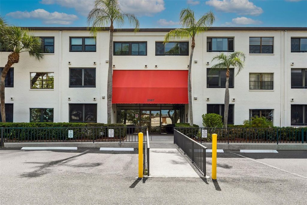 2587 COUNTRYSIDE BOULEVARD 6313, Clearwater, FL 33761