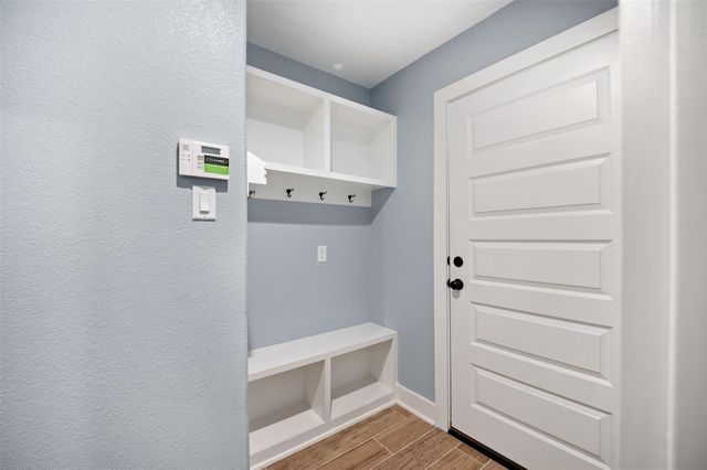 3532 County Road 326, Alvin, TX 77511