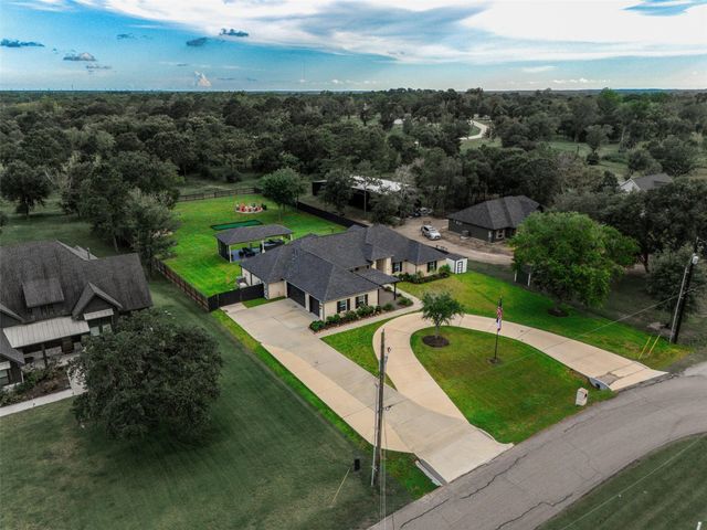3532 County Road 326, Alvin, TX 77511