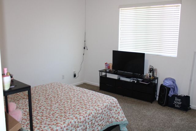 1795 Bettinelli Court, Tulare, CA 93274