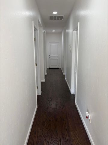 1795 Bettinelli Court, Tulare, CA 93274