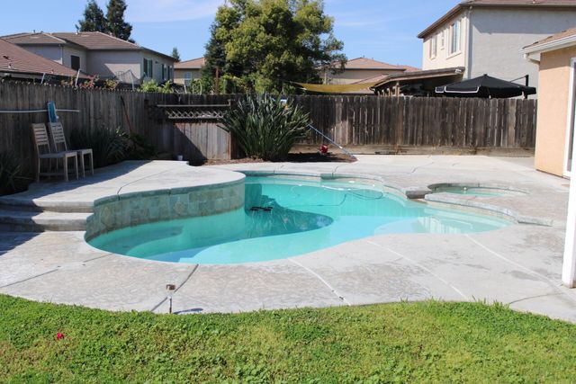 1795 Bettinelli Court, Tulare, CA 93274