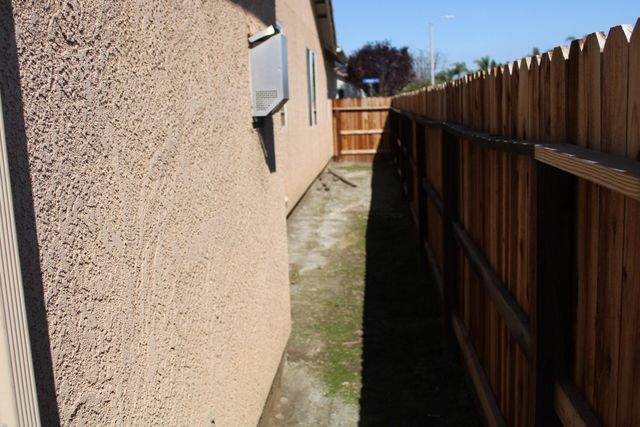 1795 Bettinelli Court, Tulare, CA 93274