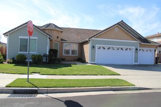1795 Bettinelli Court, Tulare, CA 93274