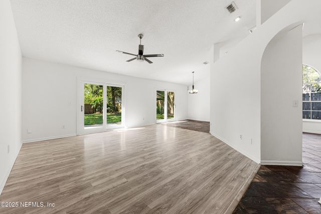 8008 COPPERFIELD Circle N, Jacksonville, FL 32244