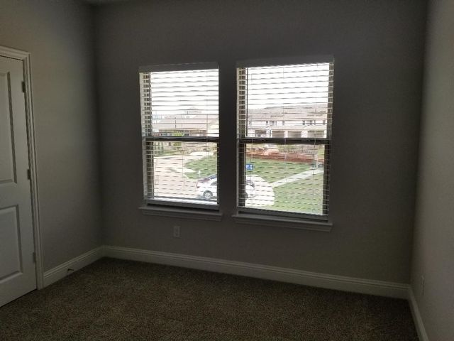 833 Tennessee Drive, Euless, TX 76040