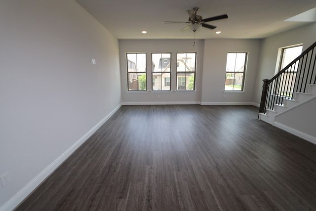 833 Tennessee Drive, Euless, TX 76040