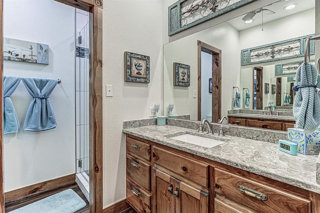 1104 Hill Circle West DR, Granite Shoals, TX 78654