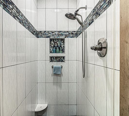 1104 Hill Circle West DR, Granite Shoals, TX 78654