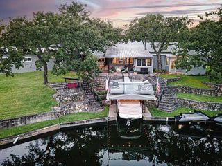 1104 Hill Circle West DR, Granite Shoals, TX 78654