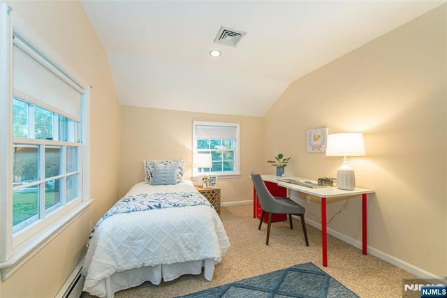 590 Highland Avenue, Montclair, NJ 07043