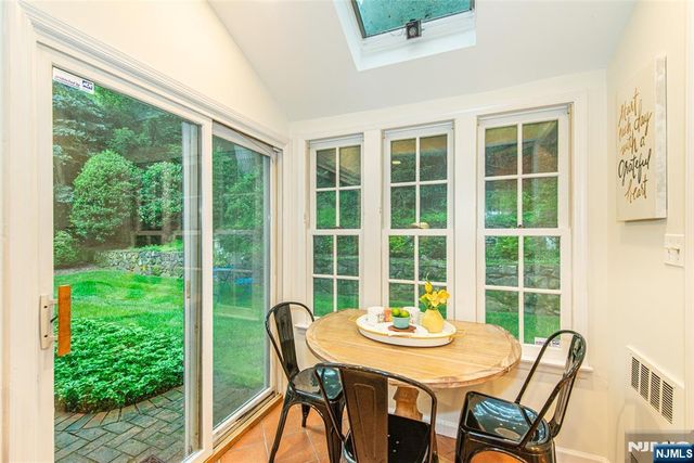 590 Highland Avenue, Montclair, NJ 07043