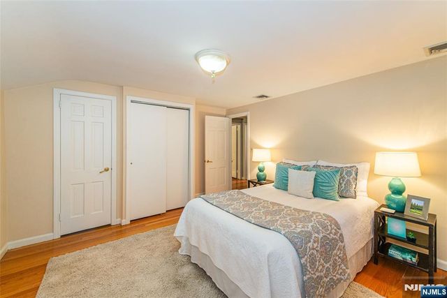 590 Highland Avenue, Montclair, NJ 07043