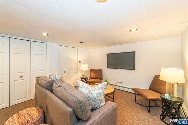 590 Highland Avenue, Montclair, NJ 07043