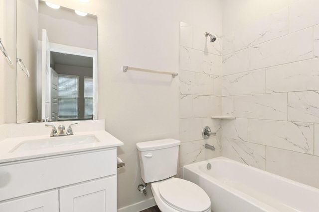18628 Whimsic Alley, Shenandoah, TX 77385