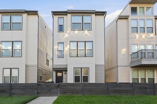 18628 Whimsic Alley, Shenandoah, TX 77385