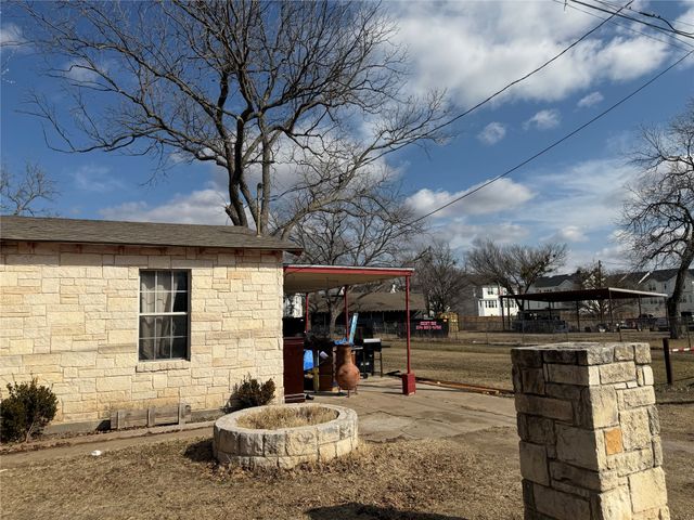 819 Paddock Street, Stephenville, TX 76401