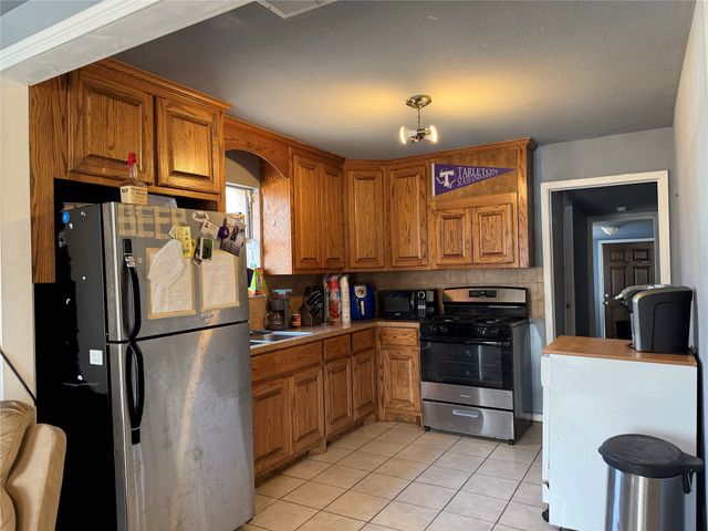 819 Paddock Street, Stephenville, TX 76401