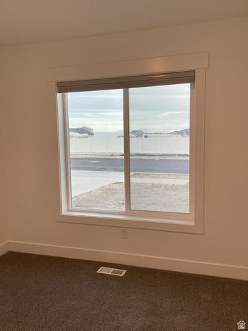 352 S AMBER FIELD DR, Grantsville, UT 84029