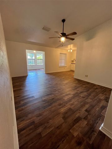 2302 Mercedes Road, Denton, TX 76205