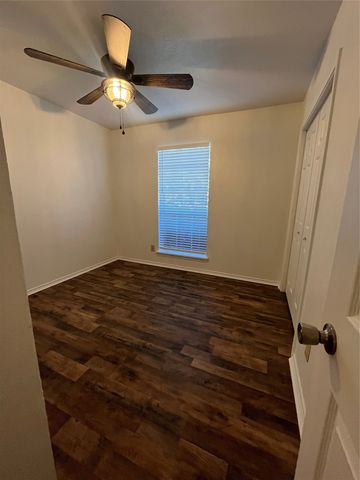 2302 Mercedes Road, Denton, TX 76205