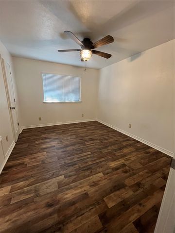 2302 Mercedes Road, Denton, TX 76205
