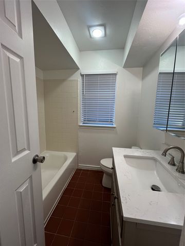 2302 Mercedes Road, Denton, TX 76205